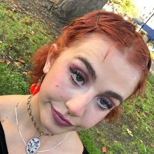 Meet your Posher, Lucia